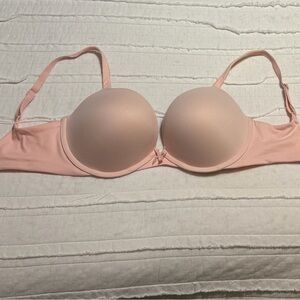 Victorias Secret Elegant Blush Pink Underwire Bra